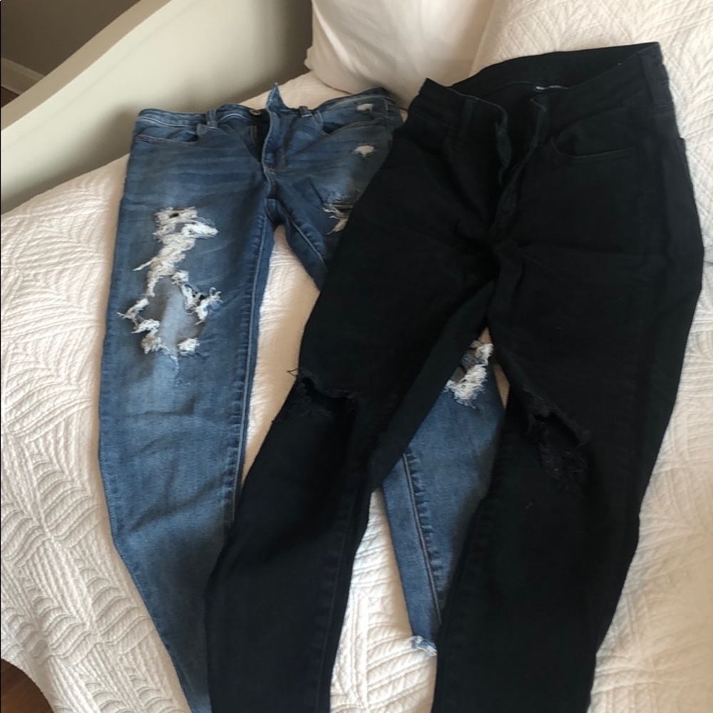 Stretch jeans.